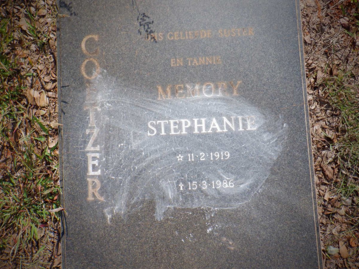 COETZER Memory Stephanie 1919-1986