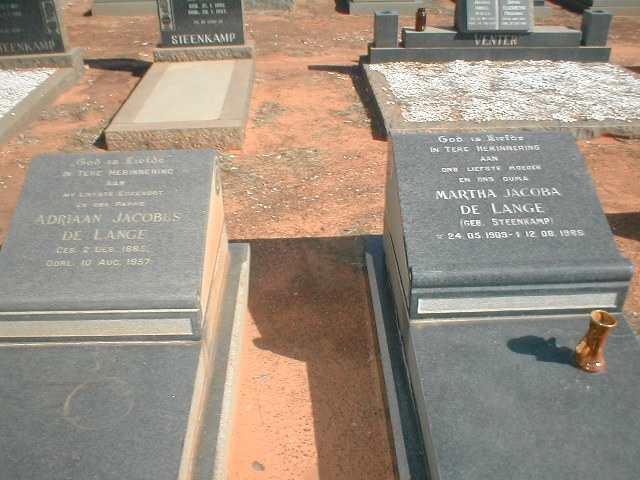 LANGE Adriaan Jacobus, de 1885-1957 &amp; Martha Jacoba STEENKAMP 1909-1988