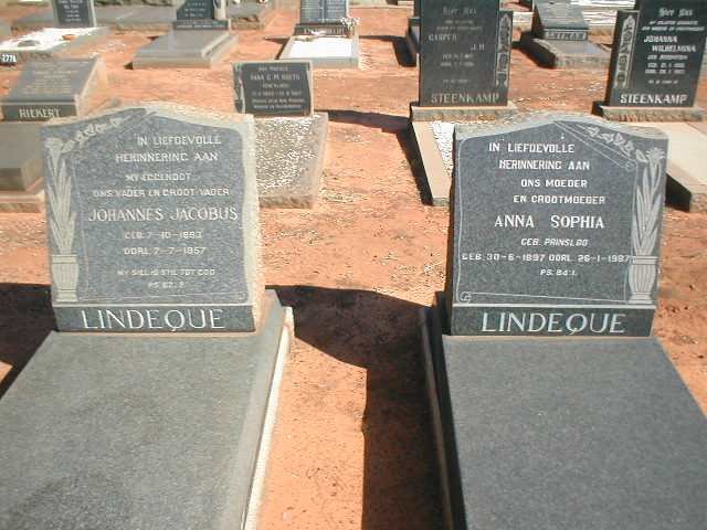 LINDEQUE Johannes Jacobus 1893-1957 &amp; Anna Sophia PRINSLOO 1897-1987