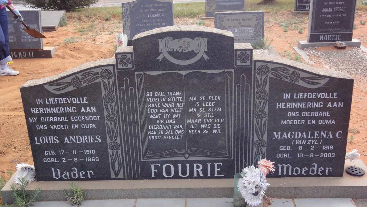 FOURIE Louis Andries 1910-1963 &amp; Magdalena C. VAN ZYL 1916-2003
