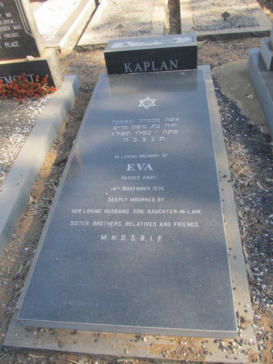 KAPLAN Eva -1975