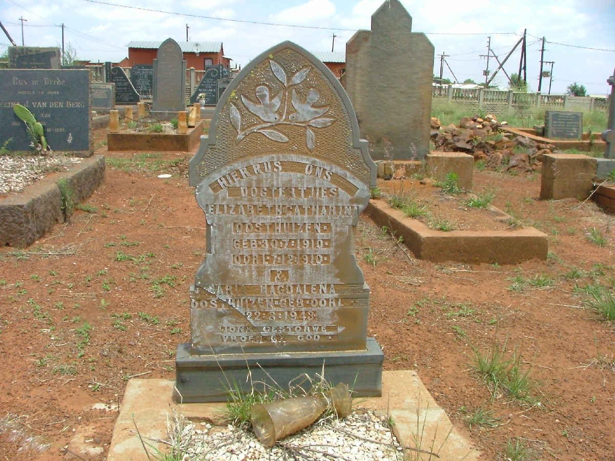 OOSTHUIZEN Elizabeth Catharina 1910-1910 :: OOSTHUIZEN Maria Magdalena 1943-1943