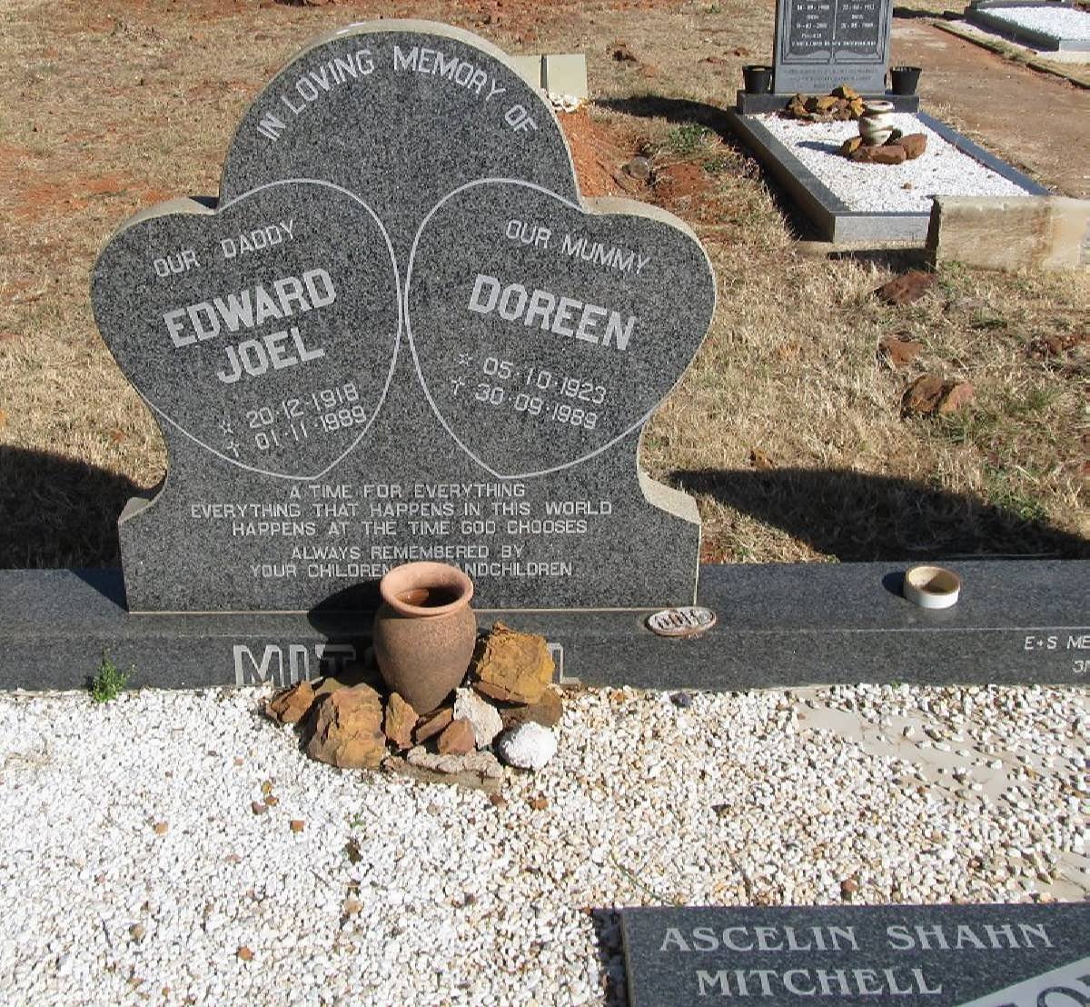 MITCHELL Edward Joel 1918-1989 &amp; Doreen 1923-1989