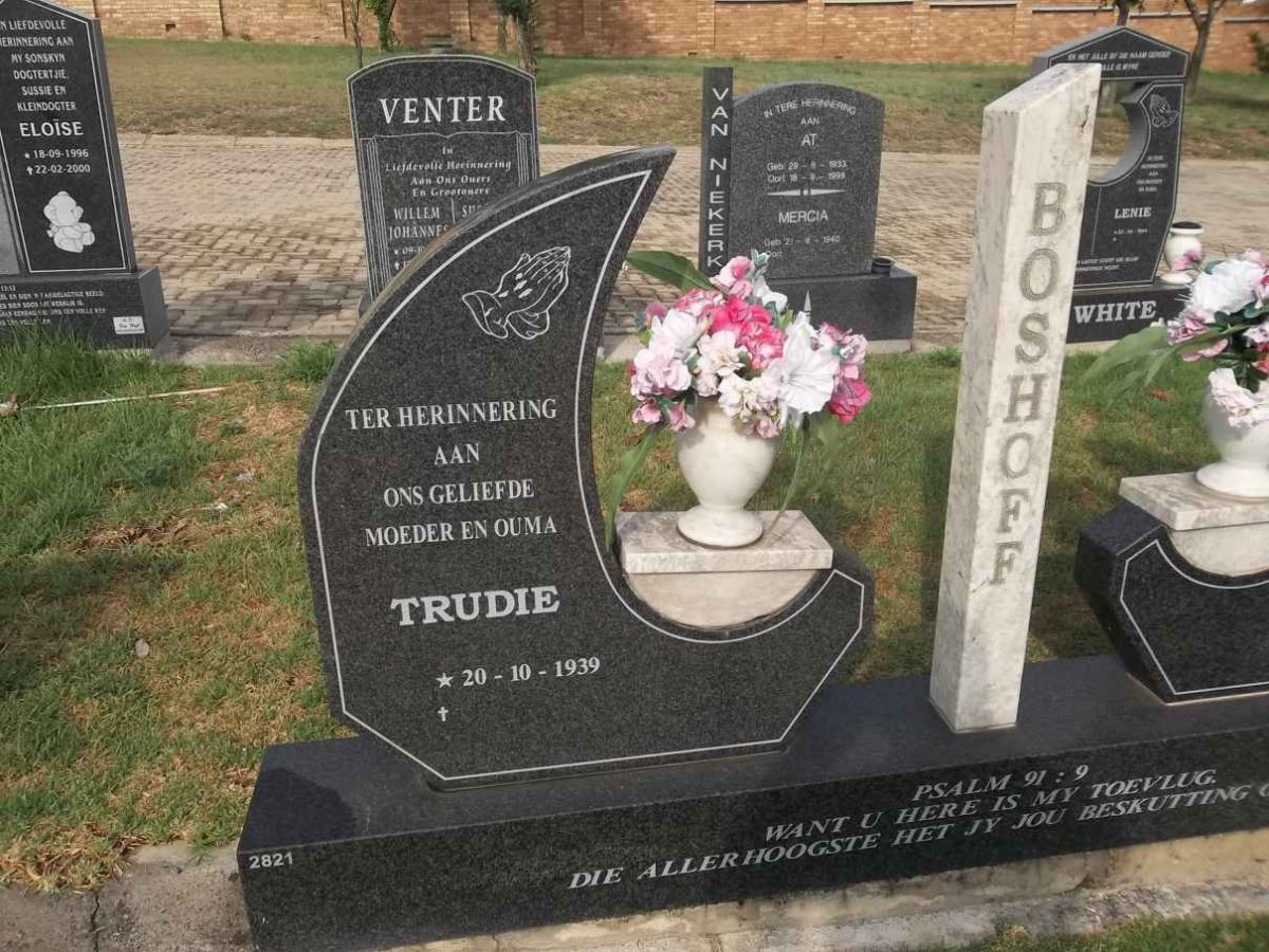 BOSHOFF Trudie 1939-