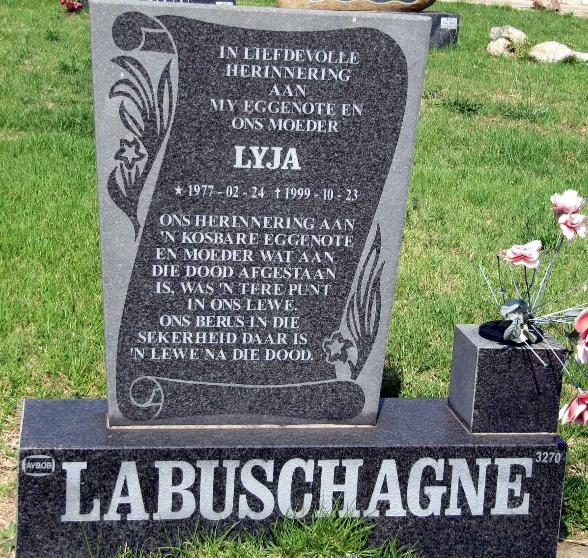 LABUSCHAGNE Lyja 1977-1999