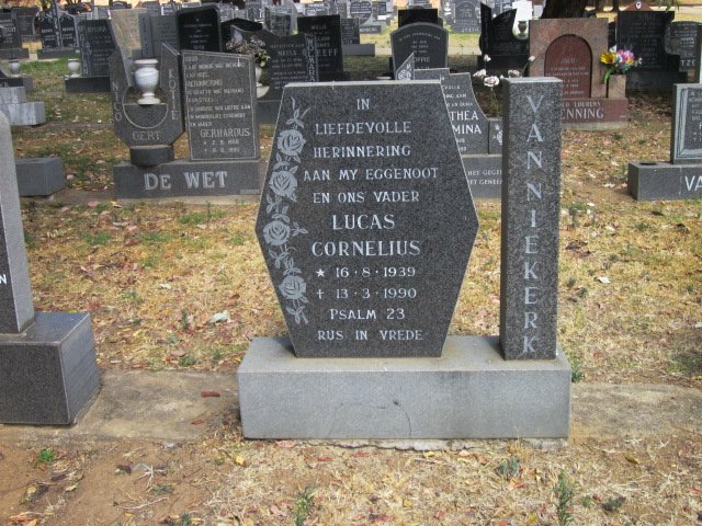 NIEKERK Lucas Cornelius, van 1939-1990
