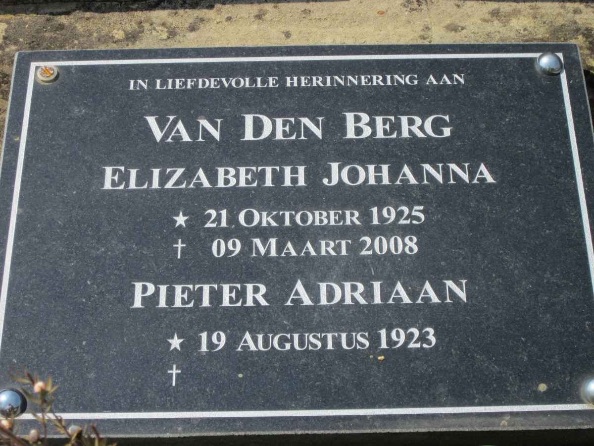 BERG Pieter Adriaan, van den 1923- &amp; Elizabeth Johanna 1925-2008