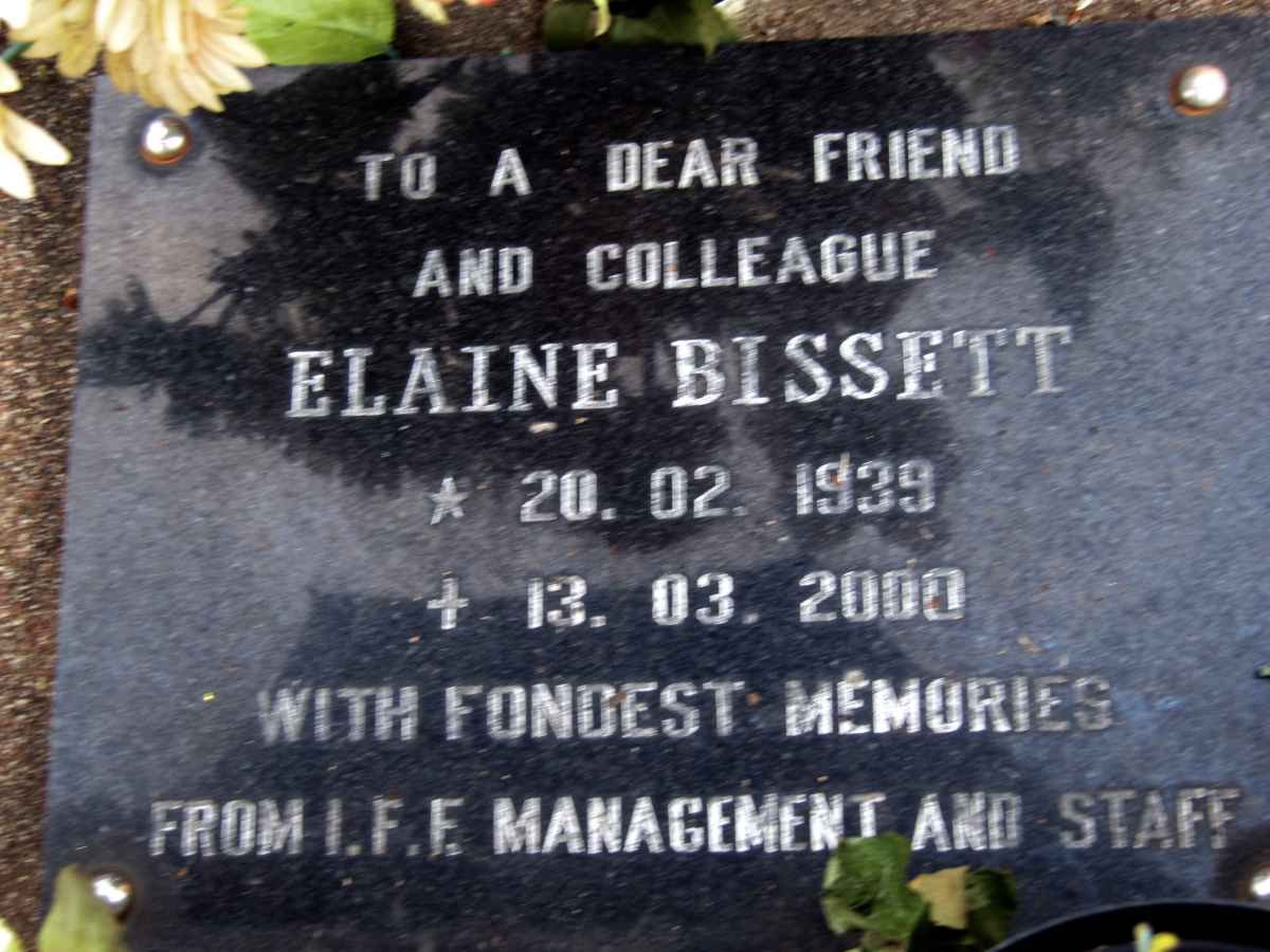 BISSETT Elaine 1939-2000