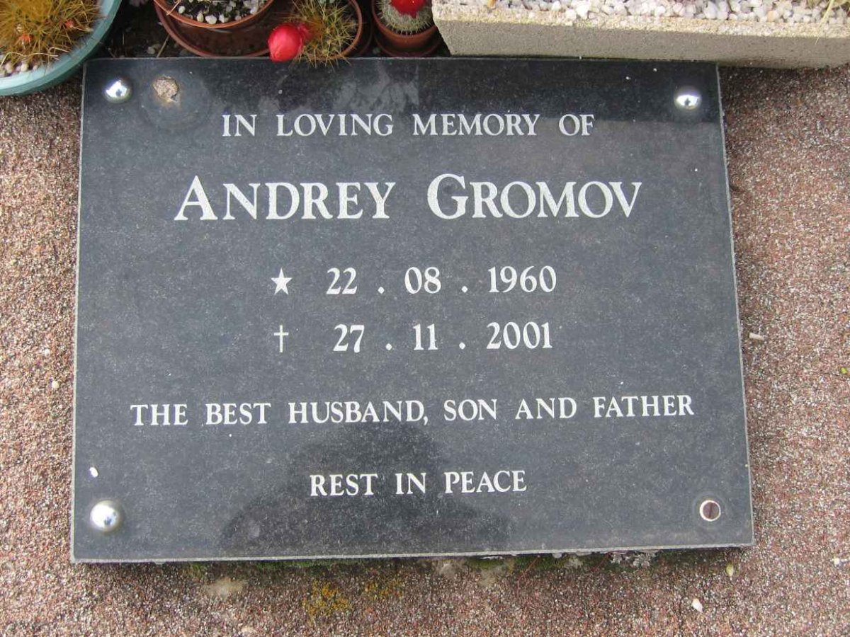 GROMOV Andrew 1960-2001