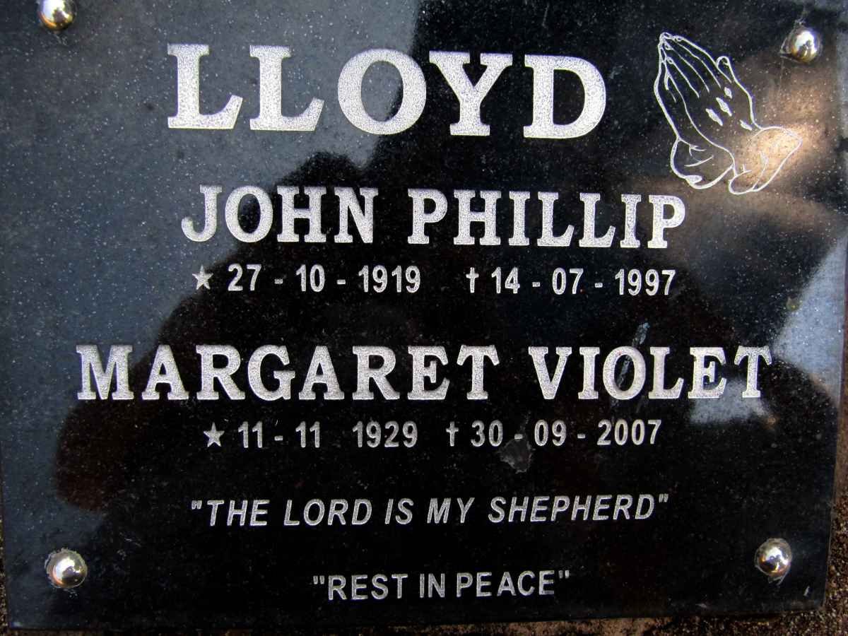 LLOYD John Phillip 1919-1997 &amp; Margaret Violet 1929-2007