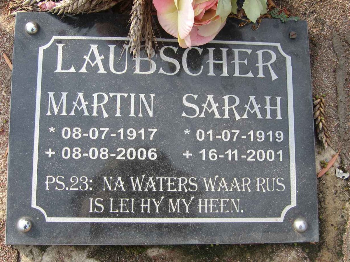 LAUBSCHER Martin 1917-2006 &amp; Sarah 1919-2001