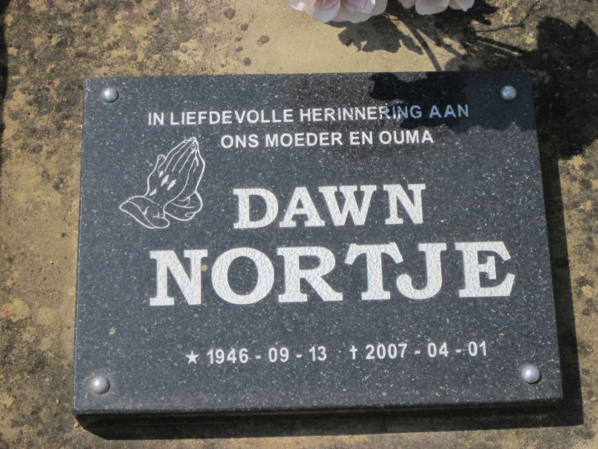 NORTJE Dawn 1946-2007