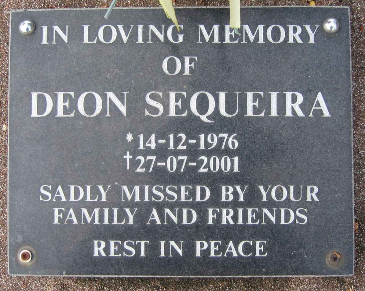 SEQUIRA Deon 1976-2001