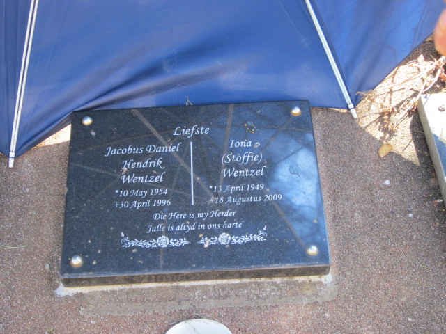 WENTZEL Jacobus Daniel Hendrik 1954-1996 &amp; Iona 1949-2009