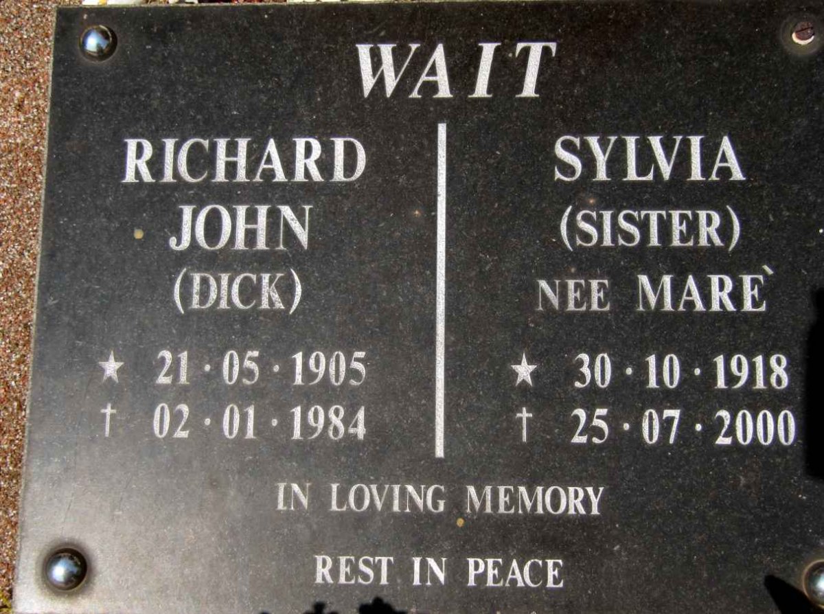 WAIT Richard John 1905-1984 &amp; Syliva MARÉ 1918-2000
