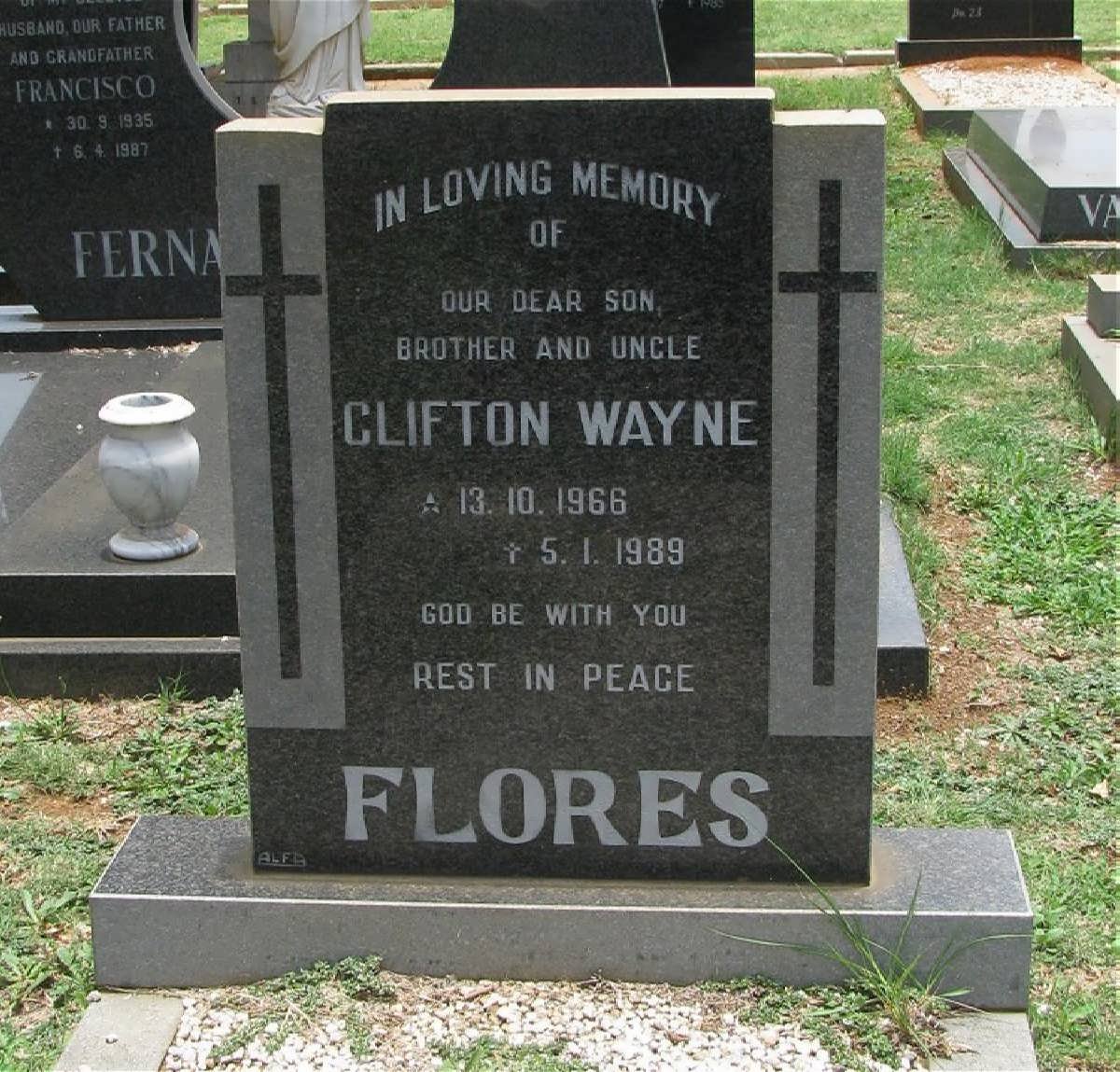 FLORES Clifton Wayne 1966-1989