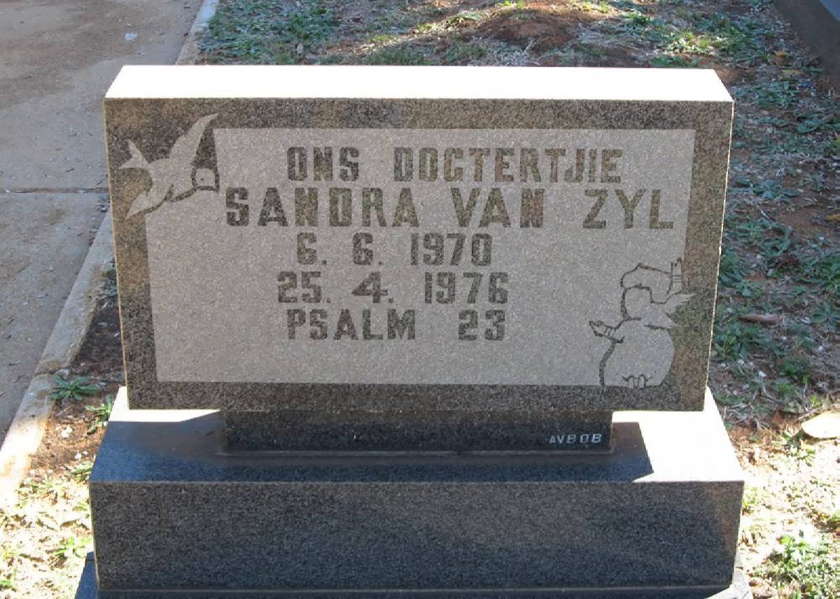 ZYL Sandra, van 1970-1976