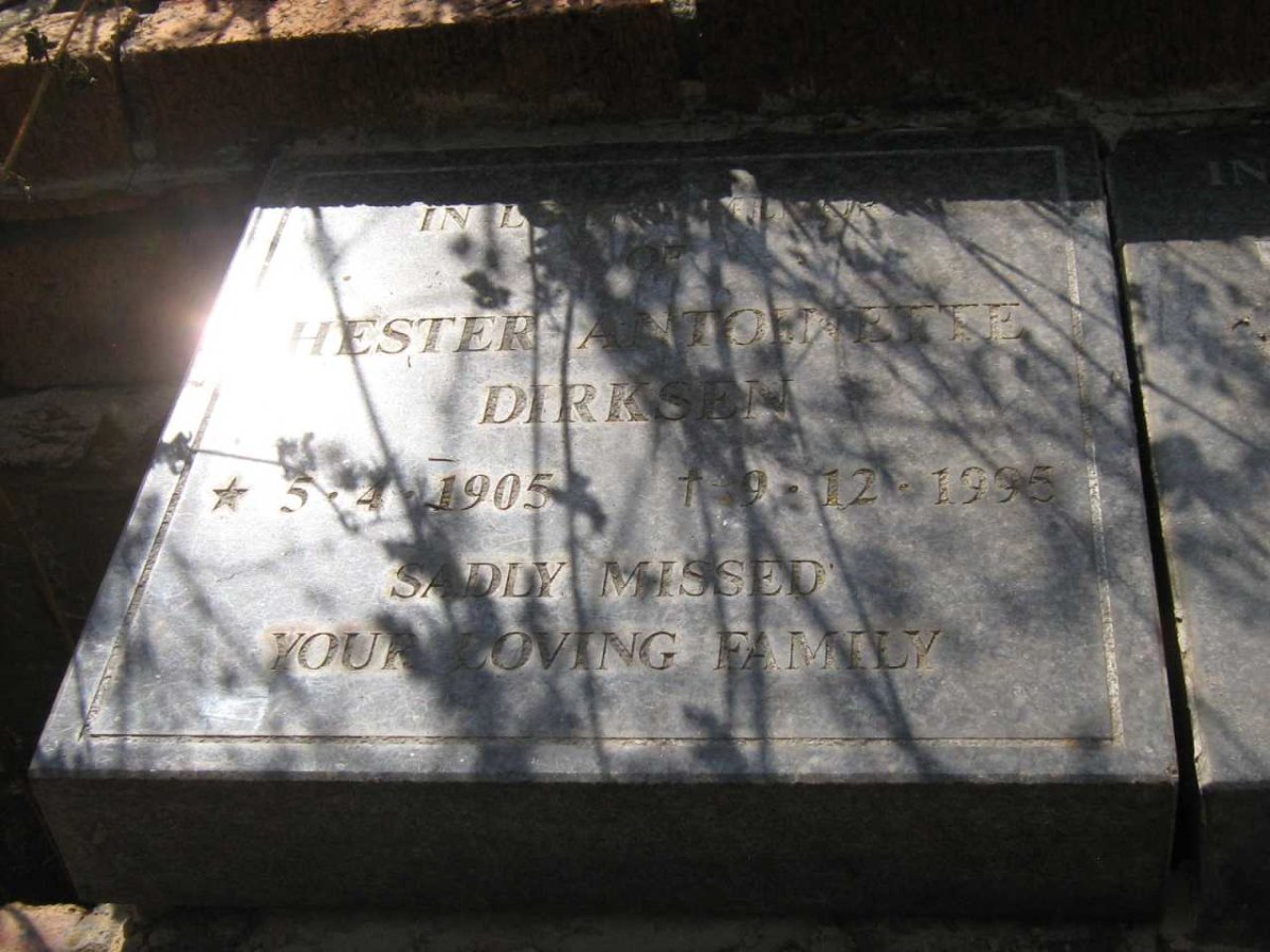 DIRKSEN Hester Antoinette 1905-1995