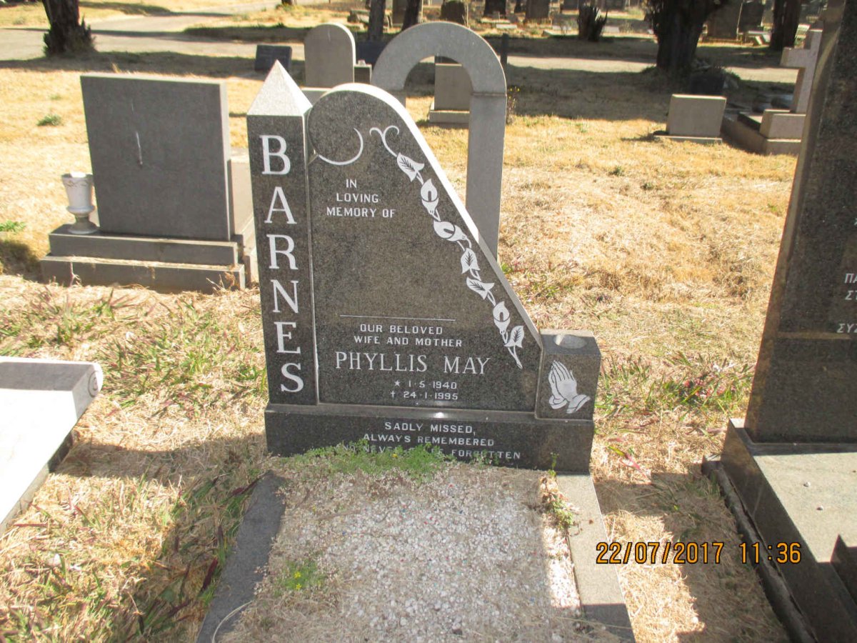 BARNES Phyllis May 1940-1995