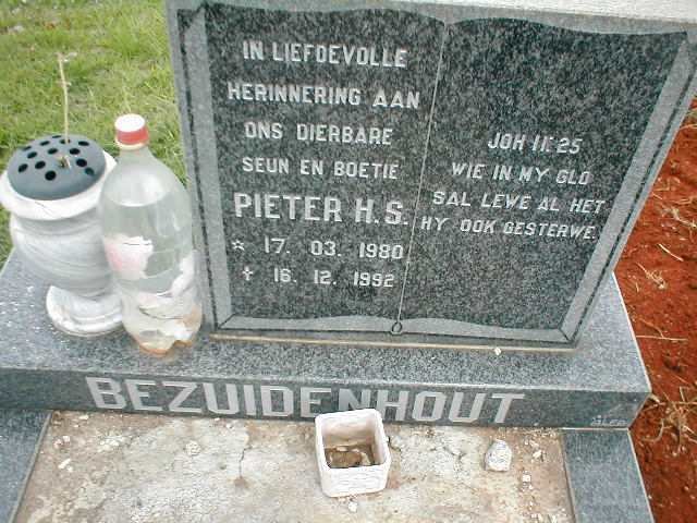 BEZUIDENHOUT Pieter H.S. 1980-1992