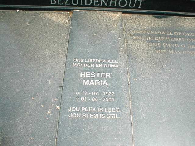 BEZUIDENHOUT Hester Maria 1922-2001