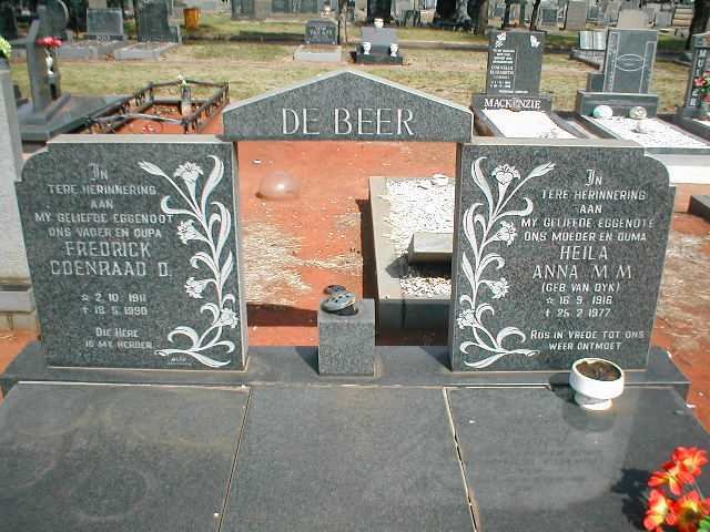 BEER Fredrick Coenraad D., de 1911-1990 &amp; Heila Anna M.M. VAN DYK 1916-1977