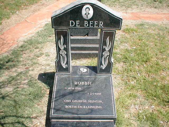 BEER Robbie, de 1981-1987