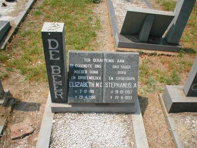BEER Stephanus A., de 1907-1993 &amp; Elizabeth M.C. 1919-1985