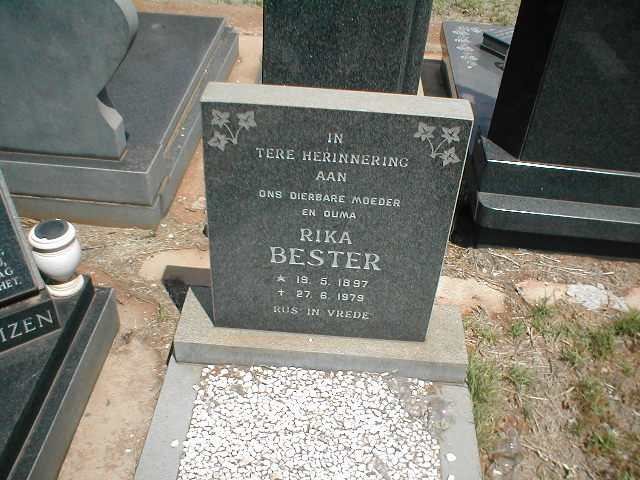 BESTER Rika 1897-1979