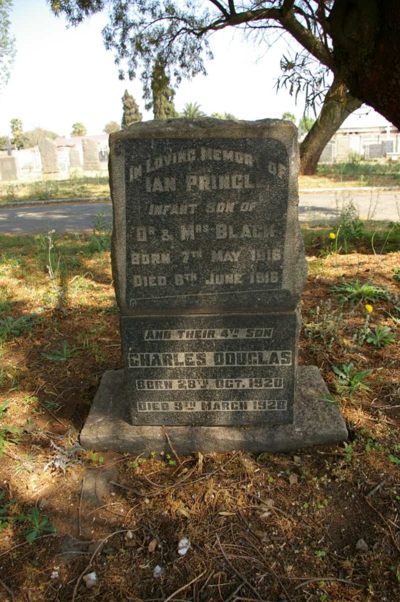 BLACK Ian Pringle 1916-1916 :: BLACK Charles Douglas 1920-1928