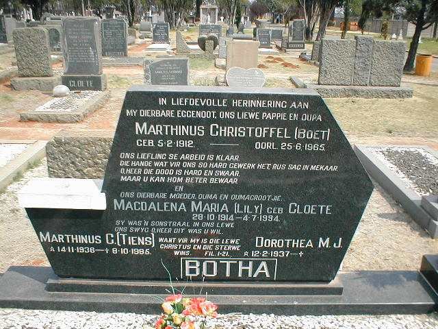 BOTHA Marthinus Christoffel 1912-1965 &amp; Magdalena Maria nee CLOETE 1914-1994