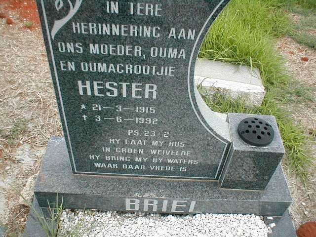 BRIEL Hester 1915-1992
