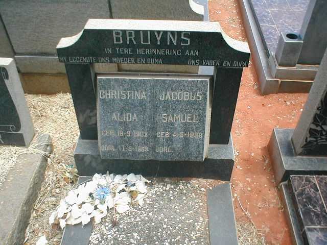 BRUYNS Jacobus Samuel 1898-  &amp; Christina Alida 1902-1969