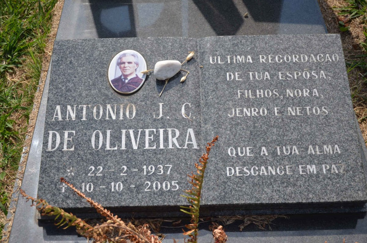 OLIVEIRA Antonio J.C., de 1937-2005