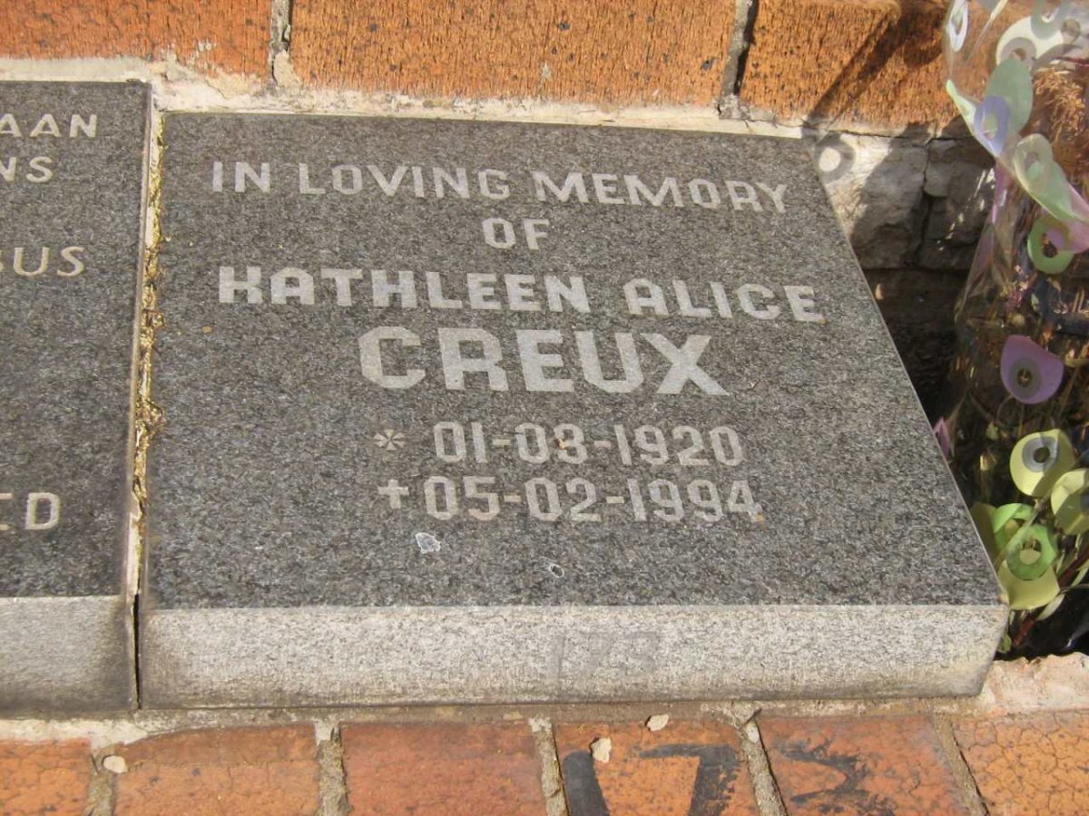CREUX Kathleen Alice 1920-1994