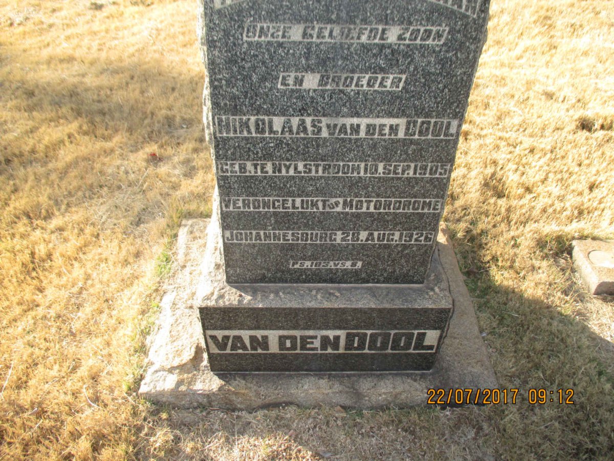 DOOL Nikolaas, van den 1905-1926