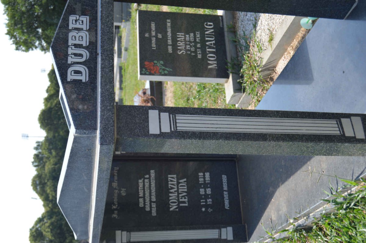 DUBE Nomazizi Levida 1916-1996