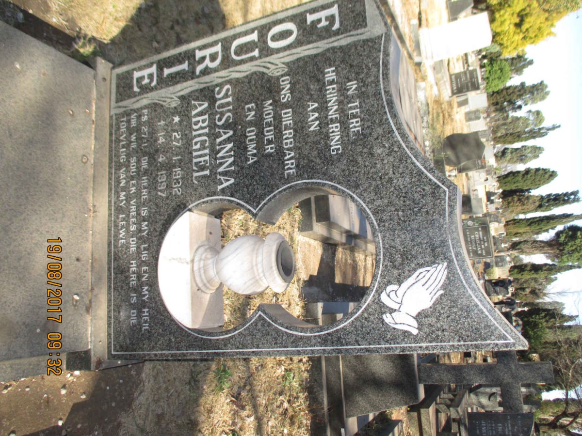 FOURIE Gerhardus Jacobus 1921-1994 &amp; Susanna Abigiel 1932-1997