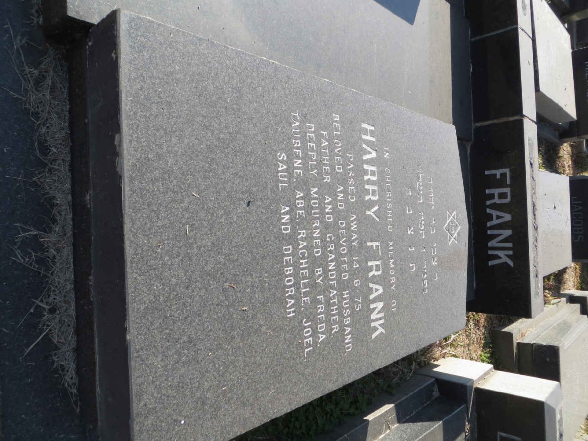 FRANK Harry -1975 &amp; Freda -1987