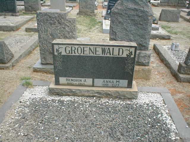 GROENEWALD Hendrik J. 1883-1949 &amp; Anna M. 1888-1977