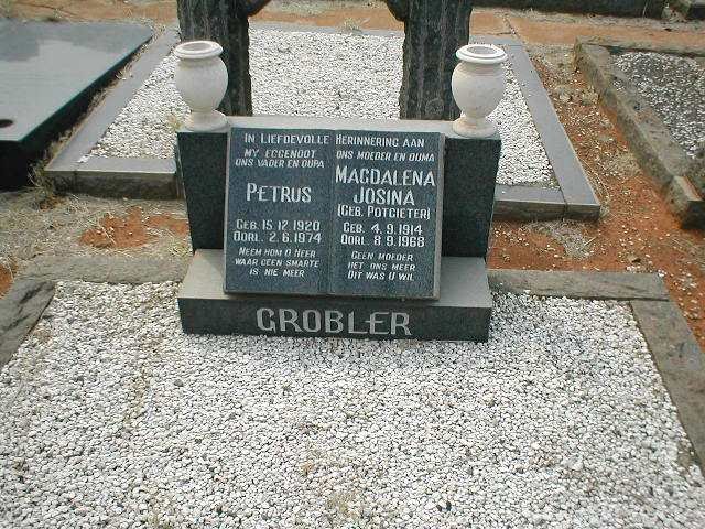 GROBLER Petrus 1920-1974 &amp; Magdalena Josina POTGIETER 1914-1968
