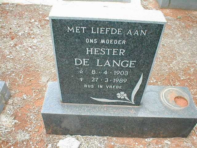 LANGE Hester, de 1903-1989