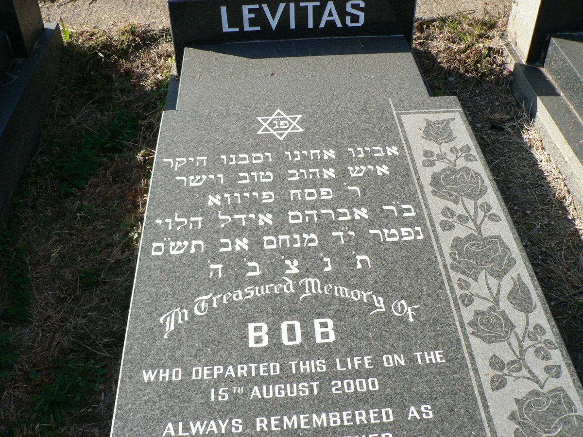 LEVITAS Bob  -2000