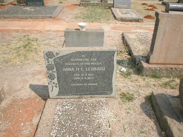LEONARD Anna H. E. 1918-1953