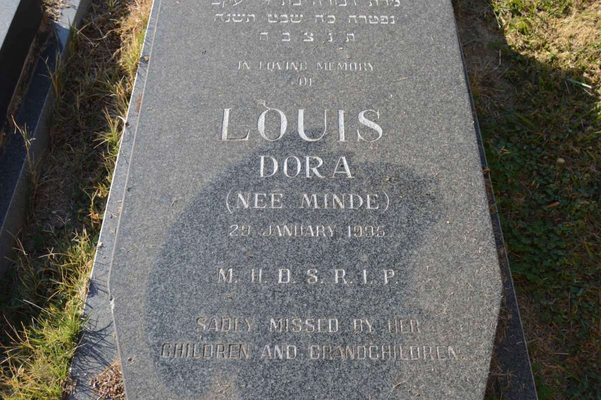 LOUIS Dora nee MINDE -1995
