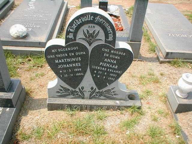 LOURENS Marthinus Johannes 1898-1984 &amp; Anna Pienaar ERLANK 1902-1992