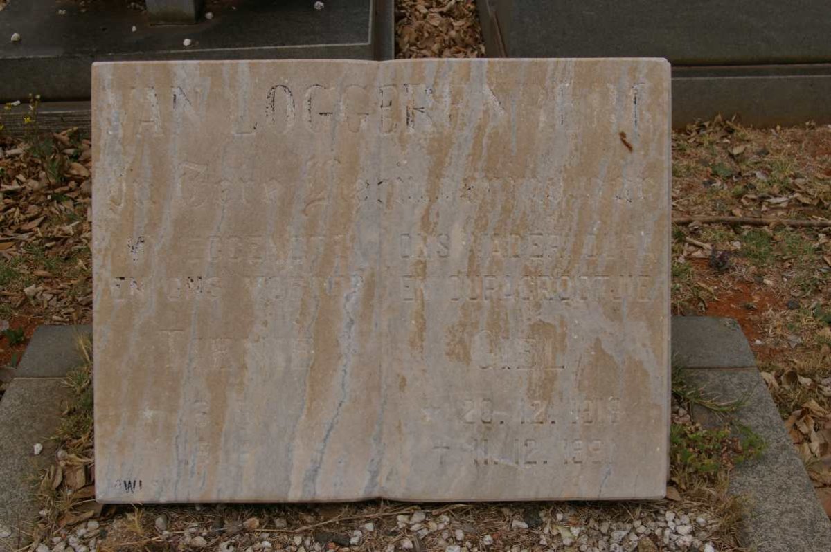 LOGGERENBERG Giel, van 191?-1991 &amp; Tienie ?