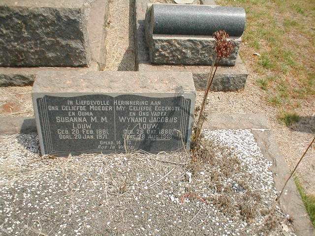 LOUW Wynand Jacobus 1880-1946 &amp; Susanna M.M. 1881-1971