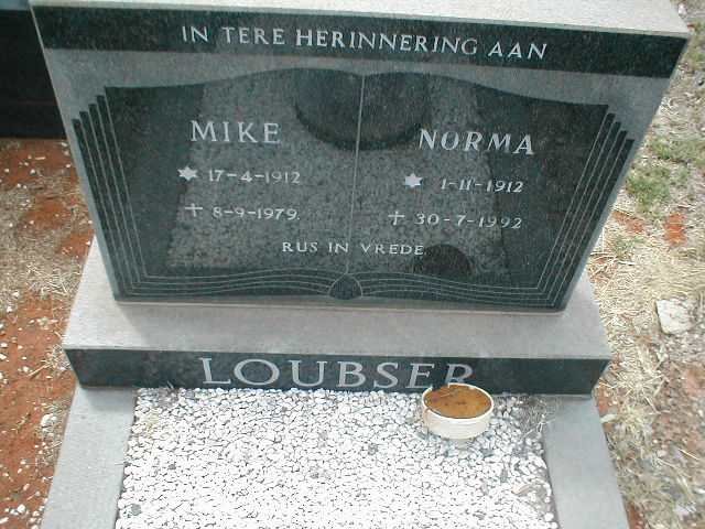 LOUBSER Mike 1912-1979 &amp; Norma 1912-1992