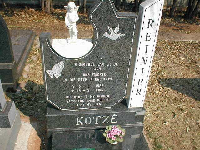 KOTZÉ Renier 1982-1996
